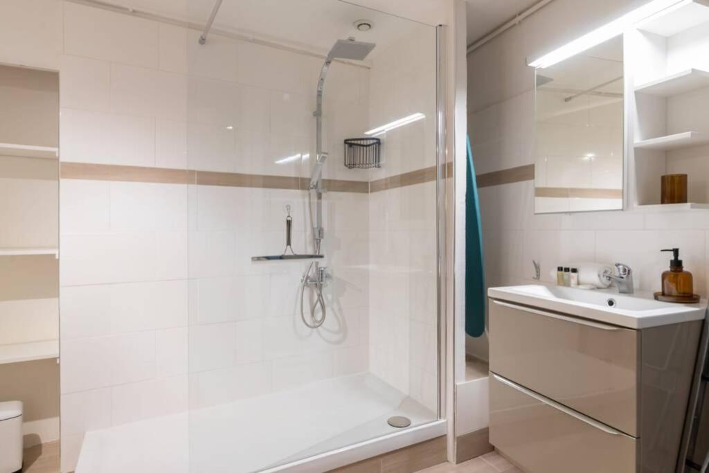 Romantic Flat In The Heart Of The City Awinion Zewnętrze zdjęcie