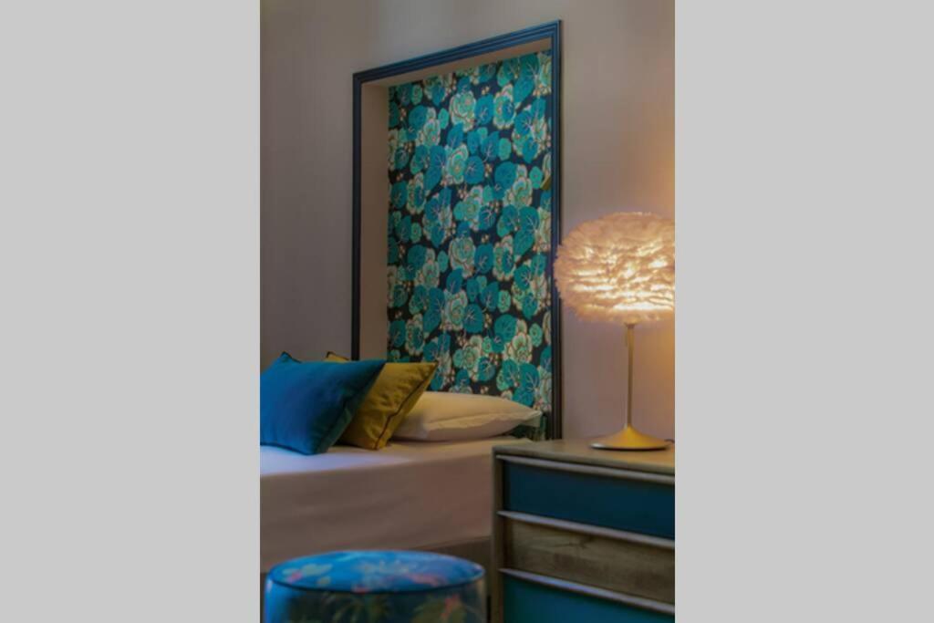 Romantic Flat In The Heart Of The City Awinion Zewnętrze zdjęcie