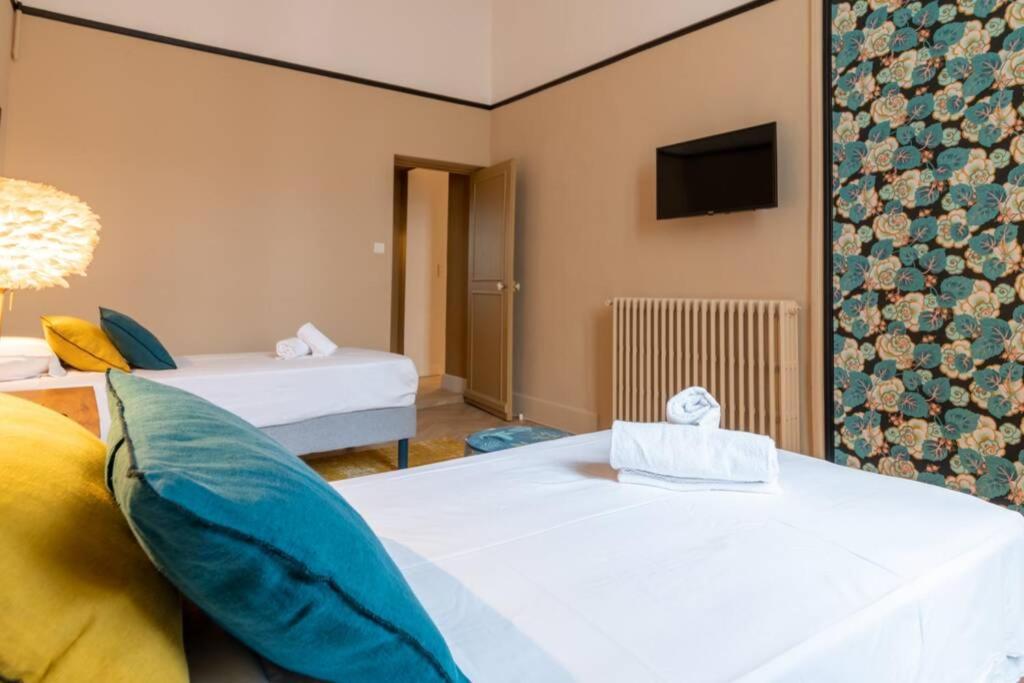 Romantic Flat In The Heart Of The City Awinion Zewnętrze zdjęcie